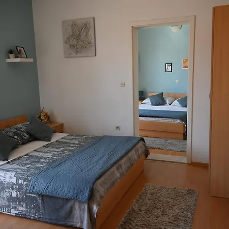 & Marigold Pensjonat Baška Voda