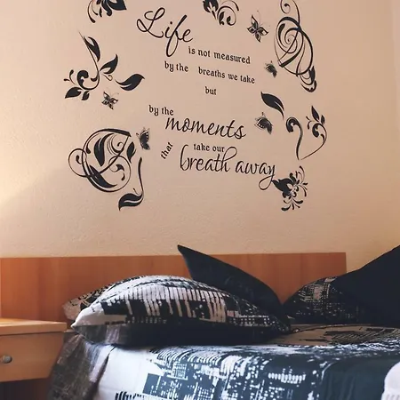 Apartment&rooms Marigold