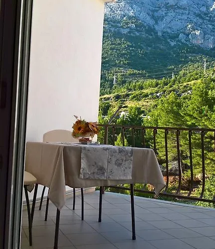 & Marigold Guest house 3*