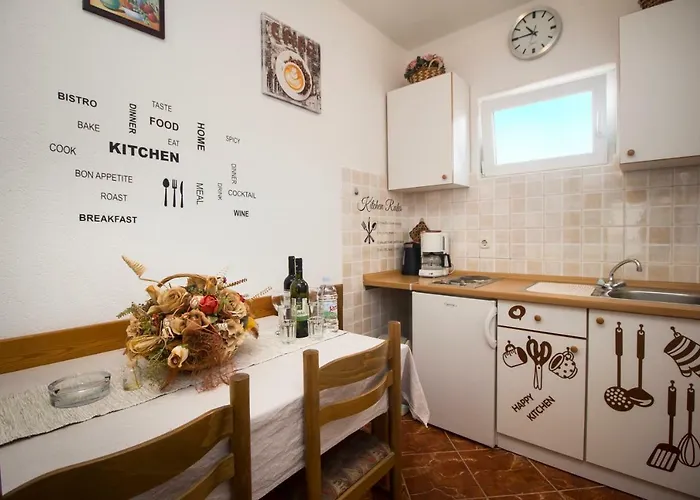 Guest house & Marigold Baska Voda