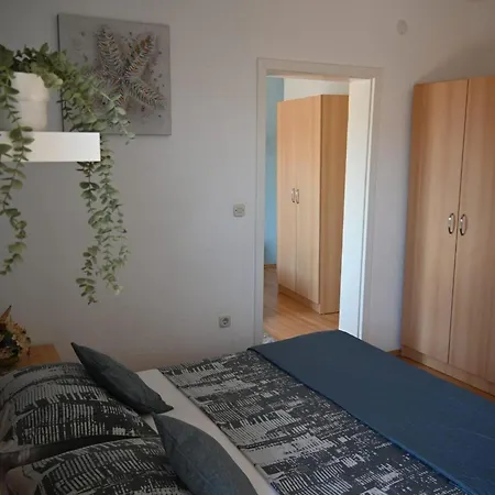 & Marigold 3* Baška Voda