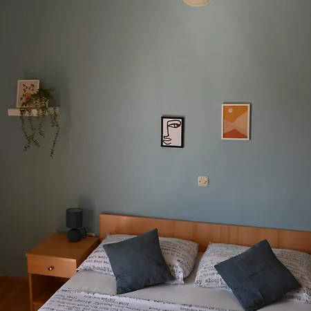 & Marigold Konukevi Baška Voda