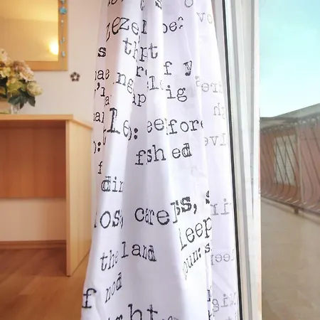 & Marigold 3* Baška Voda