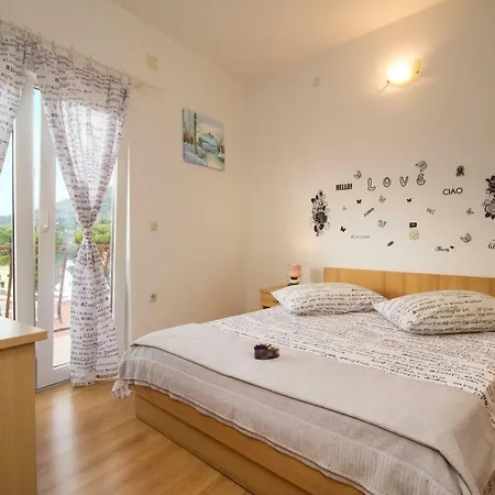 Konukevi & Marigold 3*